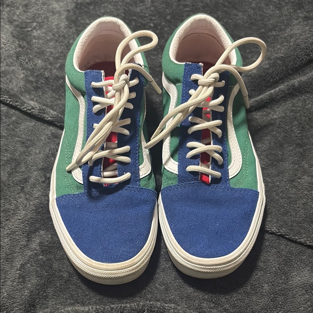 Fun like new Vans